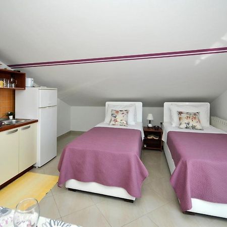 Apartments Roza Trogir Exterior foto